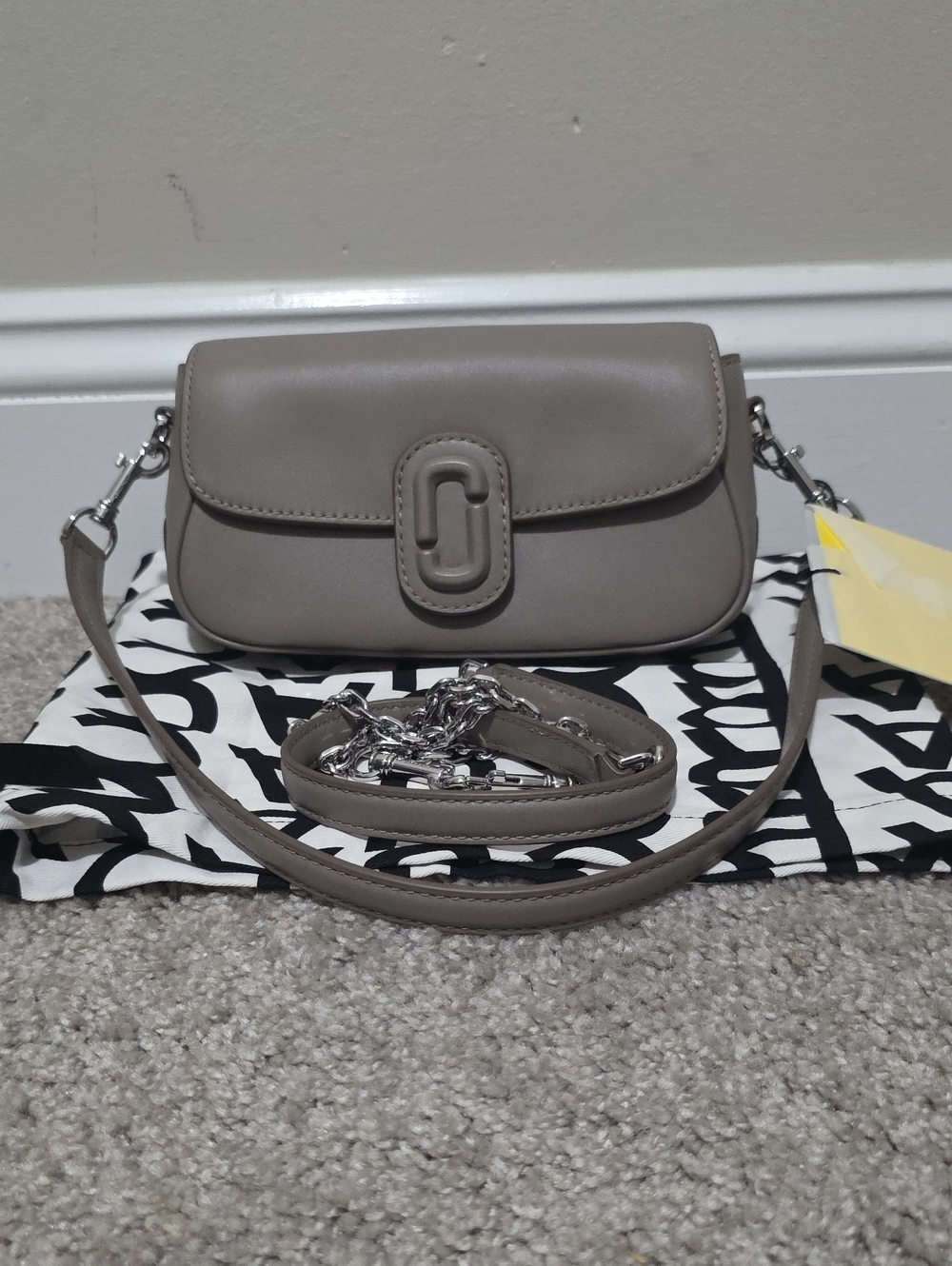 Marc Jacobs The Clover Shoulder Bag Wristlet Crossbody Cement Grey Leather